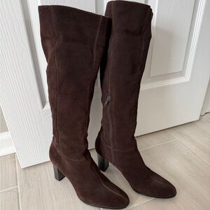 Suede Boots From Apostrophe!